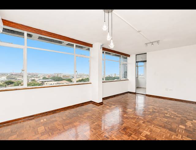 2.5 BEDROOM APARTMENT FOR SALE IN GLENWOOD